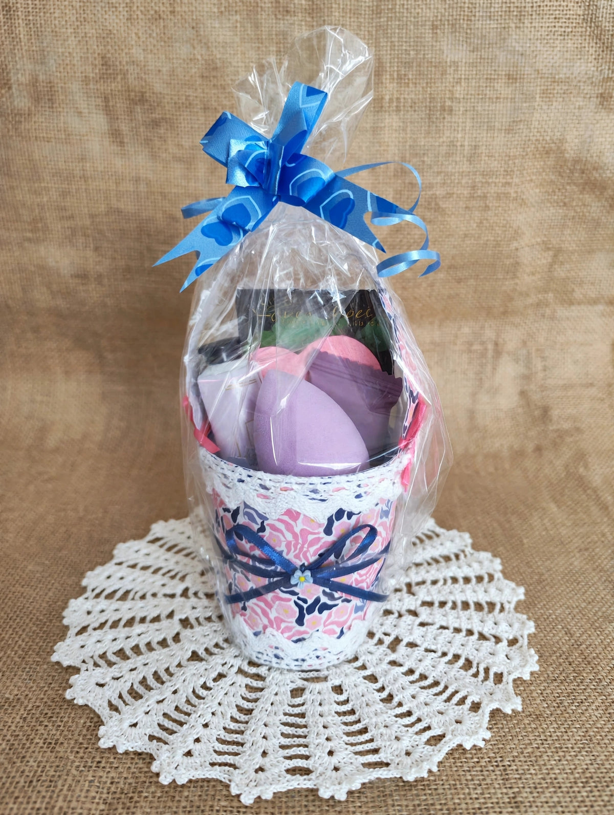 Cestita de Baño Decorativa con Cosmética (Regalo)