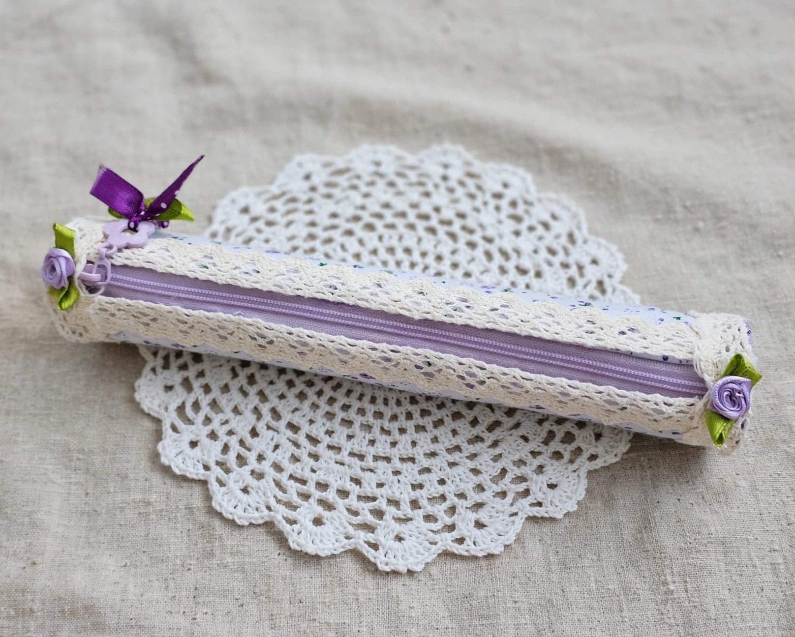 Estuches vintage sostenibles de material reciclado